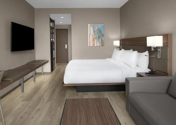 Hotel Ac By Marriott Downtown 4*